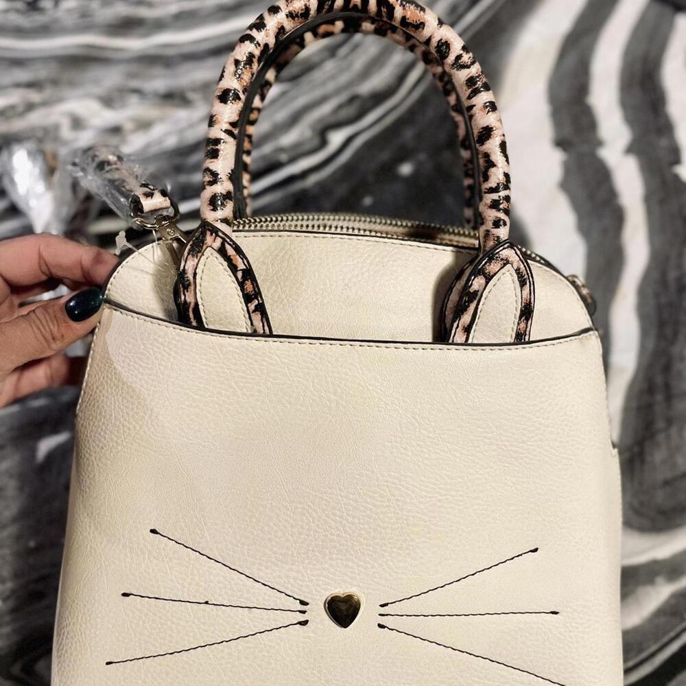 Collection XIIX New ivory and tan faux leather cat purse with gold hardware